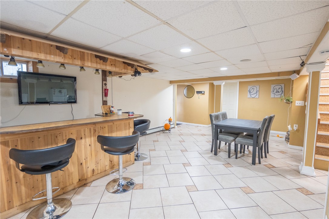 9 Farnum Avenue North Providence, RI 02911 - Photo 16 of 25