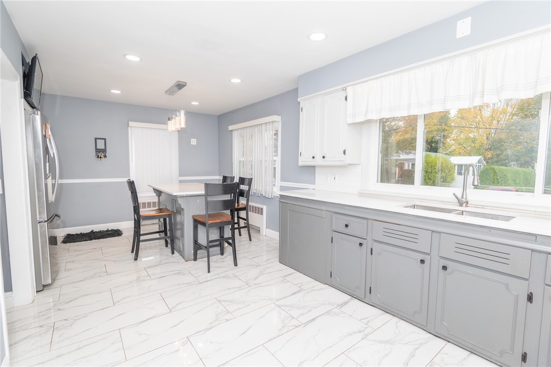 9 Farnum Avenue North Providence, RI 02911 - Photo 8 of 25