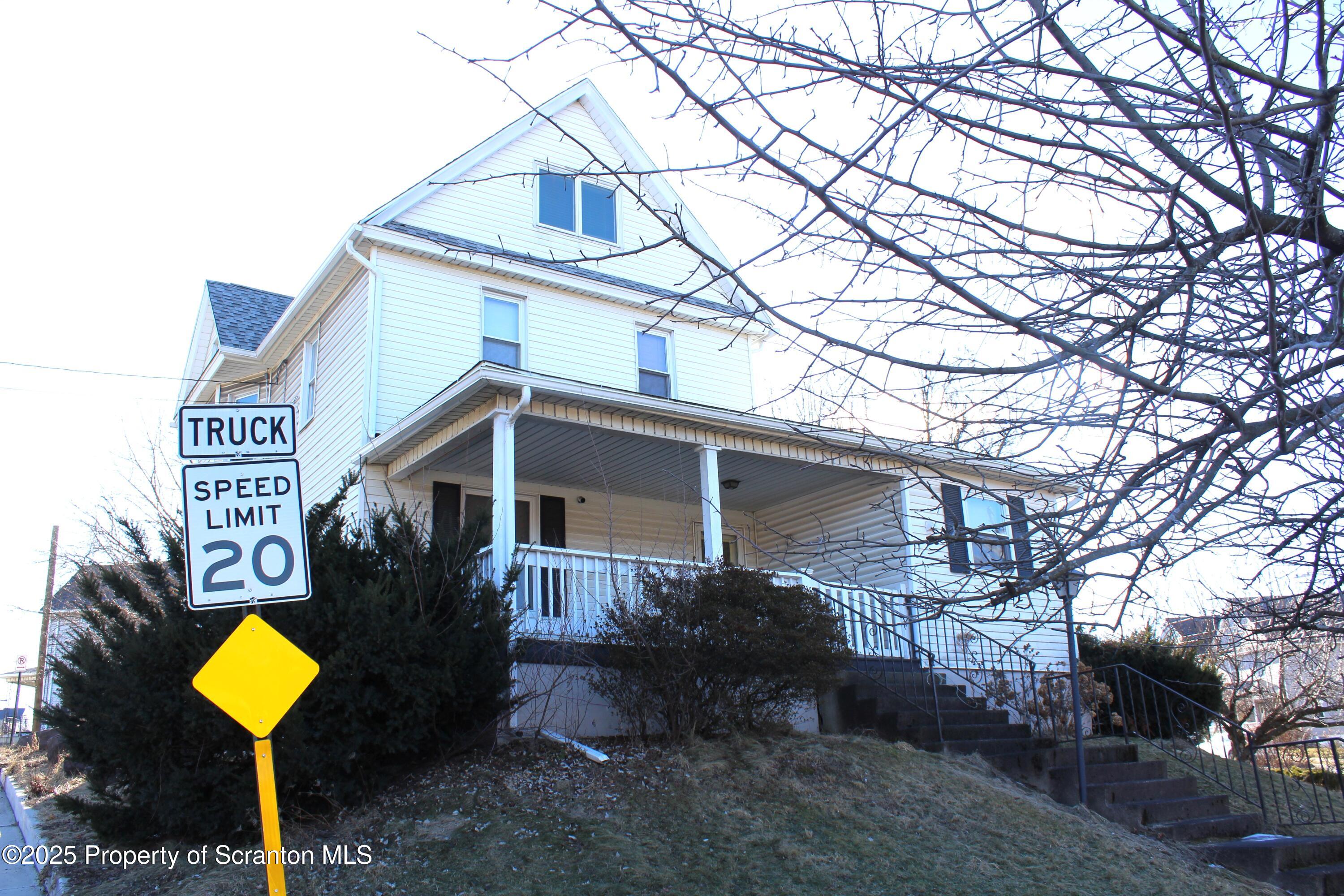 838 George Street Throop, PA 18512 - Photo 17 of 82 Front