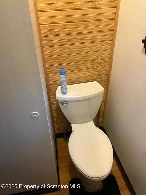 838 George Street Throop, PA 18512 - Photo 23 of 82 1/2 Bathroom