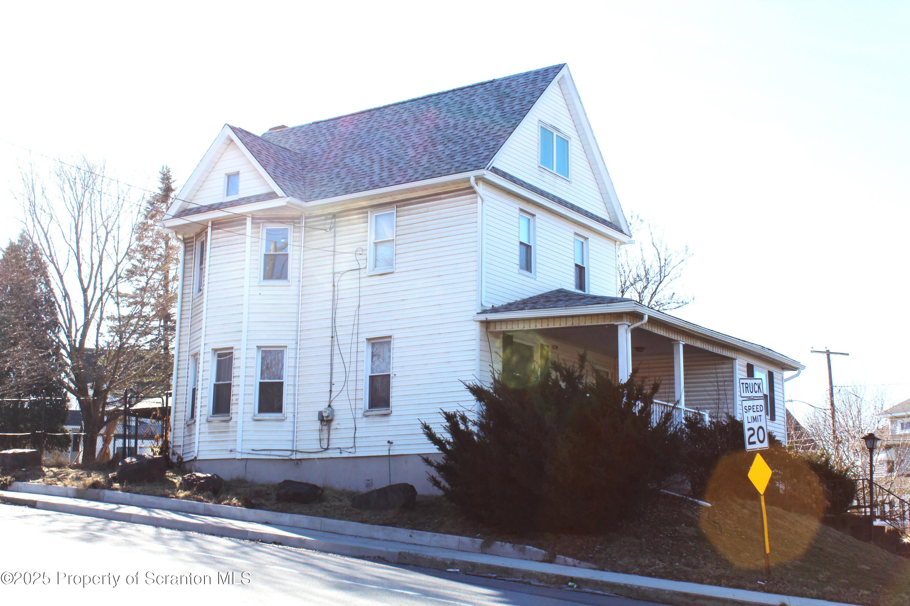 838 George Street Throop, PA 18512 - Photo 3 of 82 Left View Side