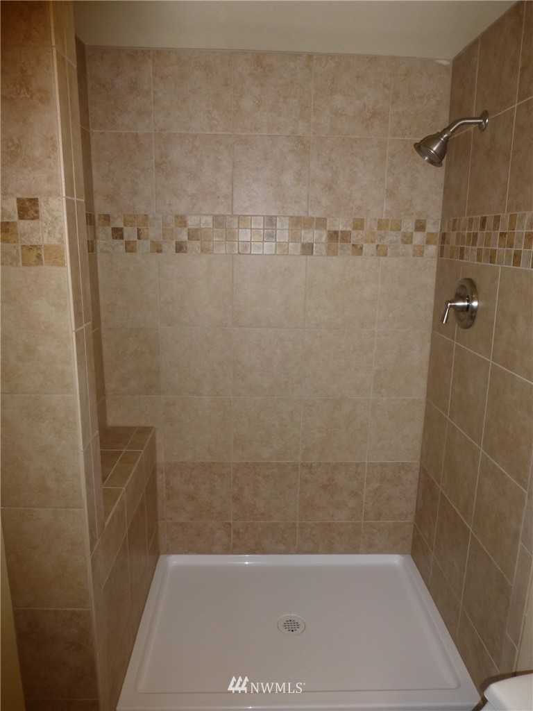 4949 Brasch Road Southeast Port Orchard, WA 98367 - Photo 12 of 21 Gallery Image 12