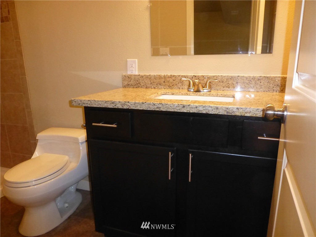 4949 Brasch Road Southeast Port Orchard, WA 98367 - Photo 13 of 21 Gallery Image 13