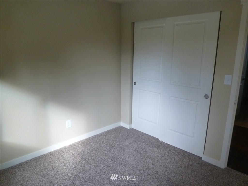 4949 Brasch Road Southeast Port Orchard, WA 98367 - Photo 15 of 21 Gallery Image 15