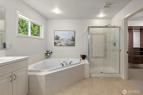 $1,725,000 | 1021 271st Avenue Southeast, Sammamish, WA 98075