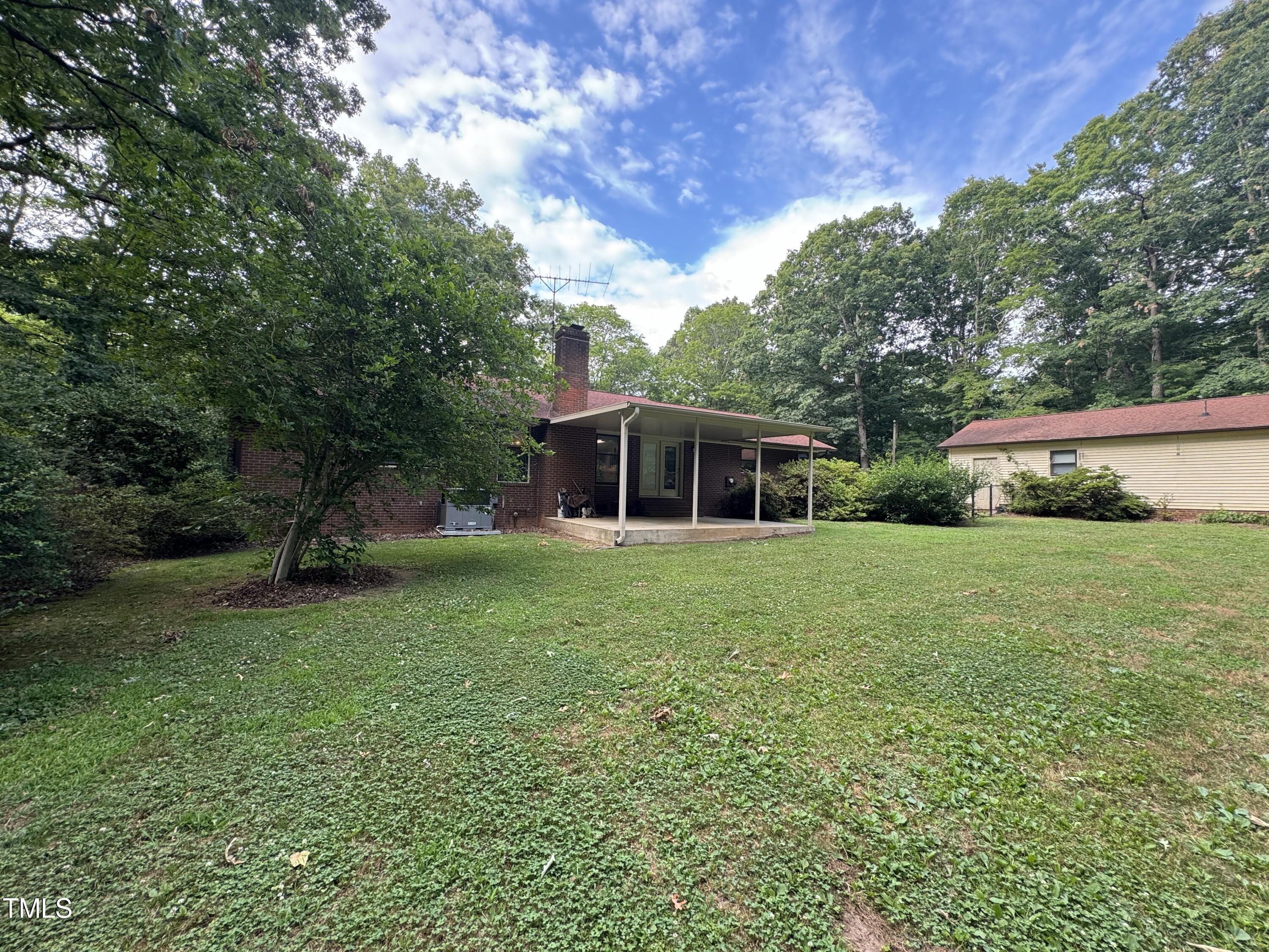 8110 Yarborough Road Mebane, NC 27302 - Photo 7 of 18 IMG_2365