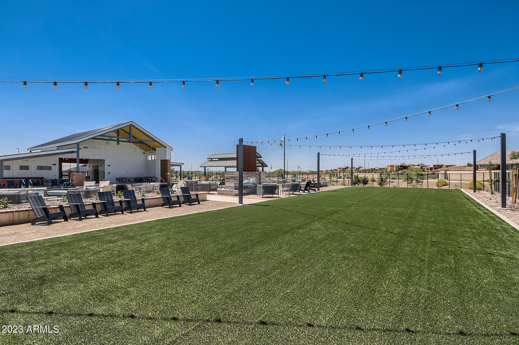 776 South Hawk Lane Gilbert, AZ 85296 - Photo 4 of 12 Warner Meadow Community Greenbelt_2of2