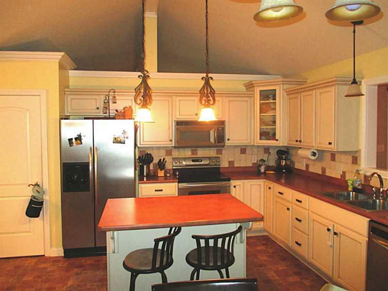 6788 Hall Road Plainfield, IN 46168 - Photo 7 of 22