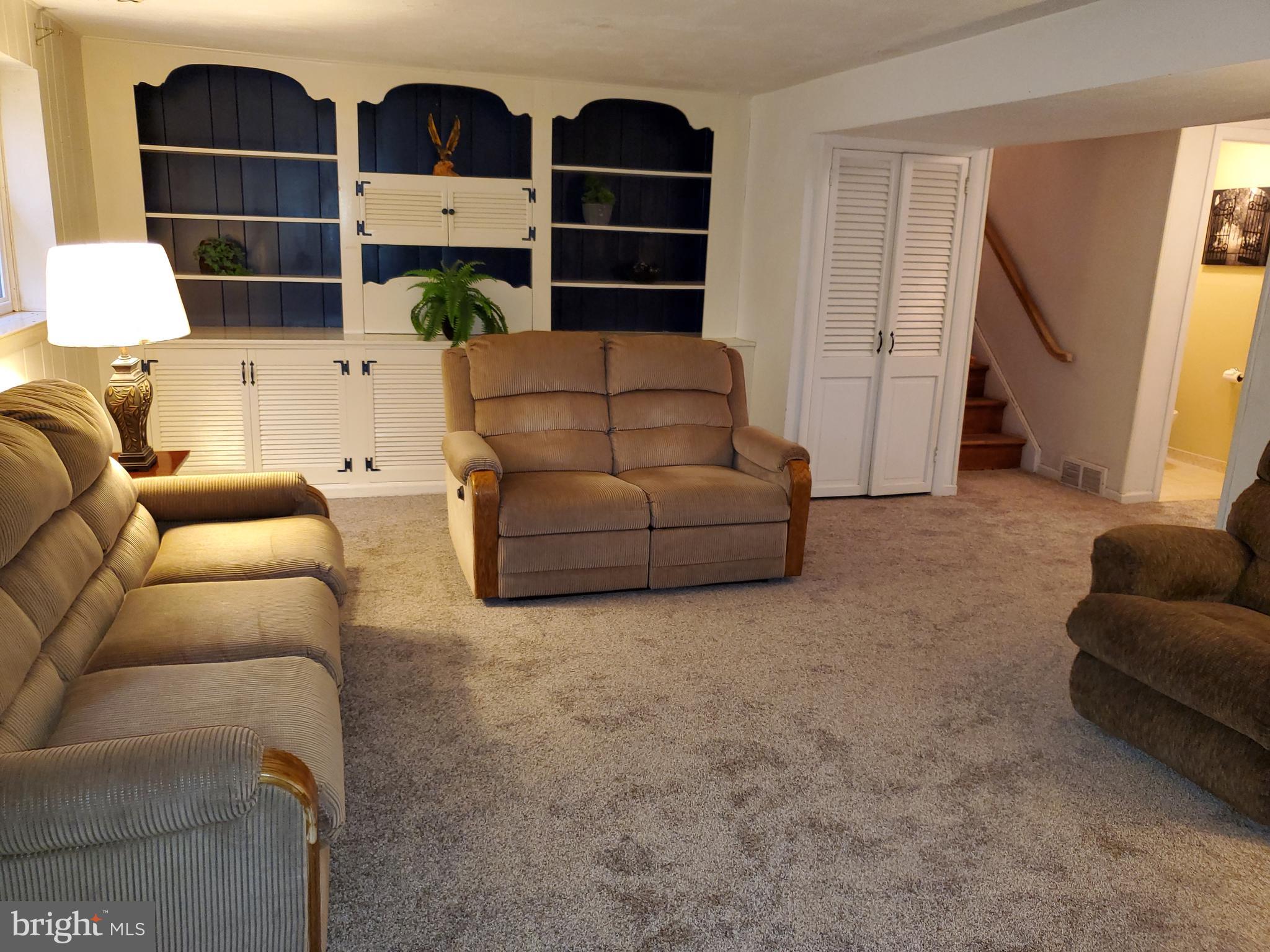 1634 Dublin Road Dresher, PA 19025 - Photo 23 of 29 Lowel Level Family Room