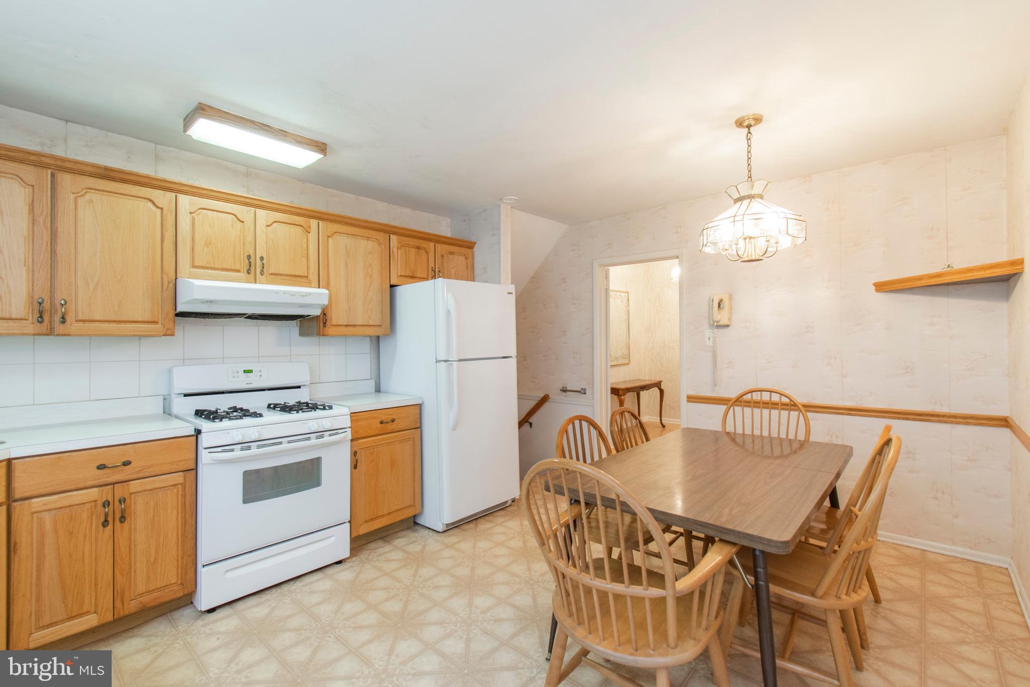 1634 Dublin Road Dresher, PA 19025 - Photo 7 of 29 Kitchen