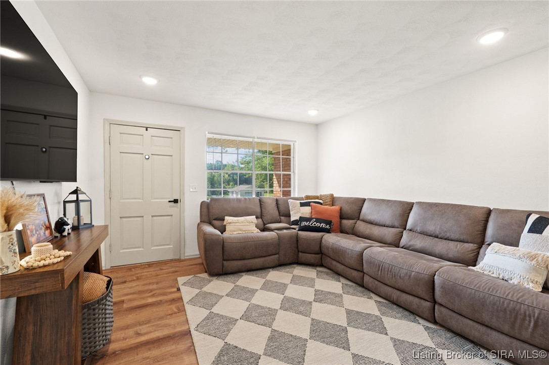 4536 Bethel Road Floyds Knobs, IN 47119 - Photo 2 of 32 Gallery Image 2