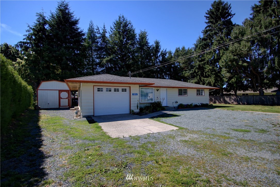 10816 Peter Anderson Road Burlington, WA 98233 - Photo 2 of 21 Gallery Image 2