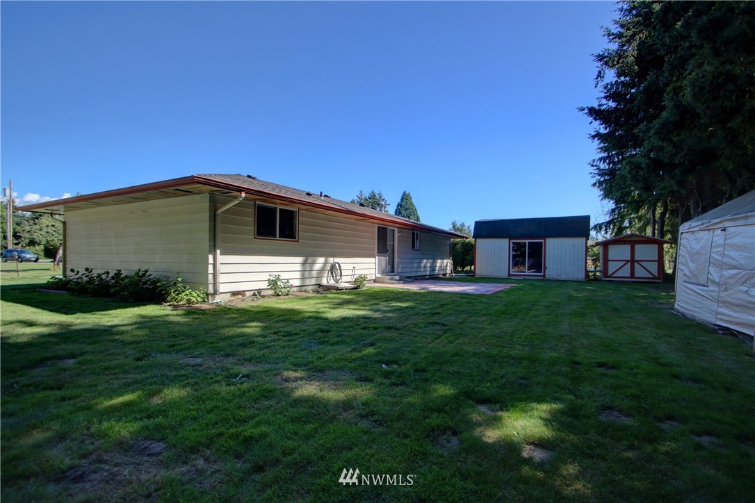 10816 Peter Anderson Road Burlington, WA 98233 - Photo 3 of 21 Gallery Image 3