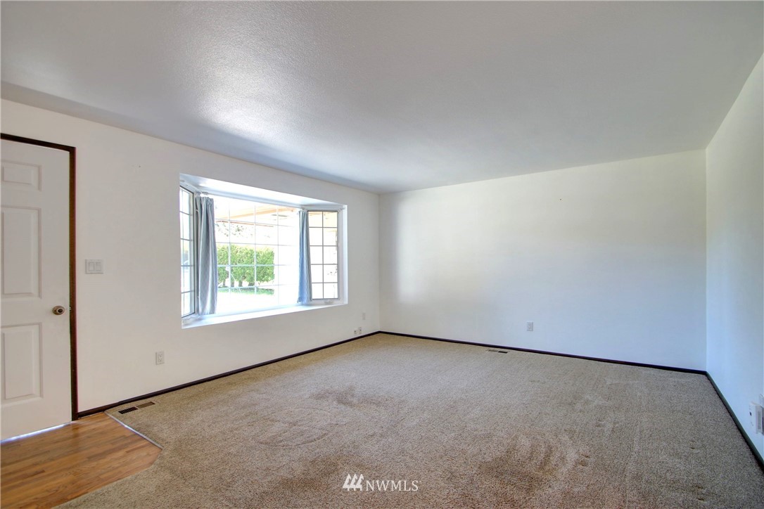 10816 Peter Anderson Road Burlington, WA 98233 - Photo 6 of 21 Gallery Image 6