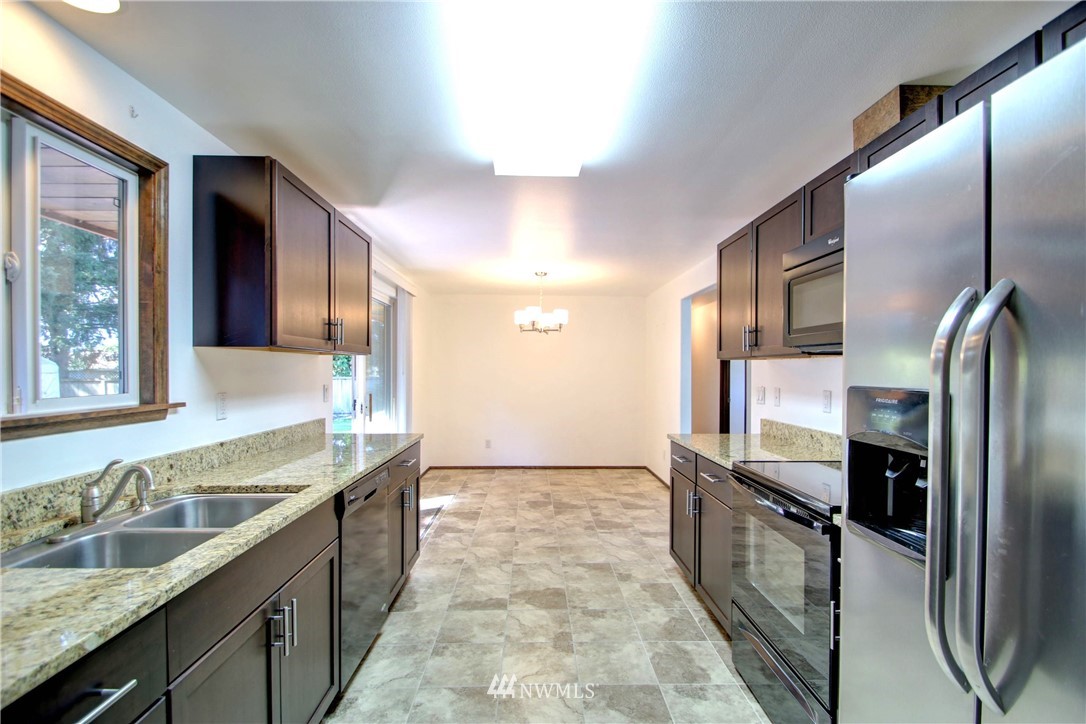 10816 Peter Anderson Road Burlington, WA 98233 - Photo 8 of 21 Gallery Image 8