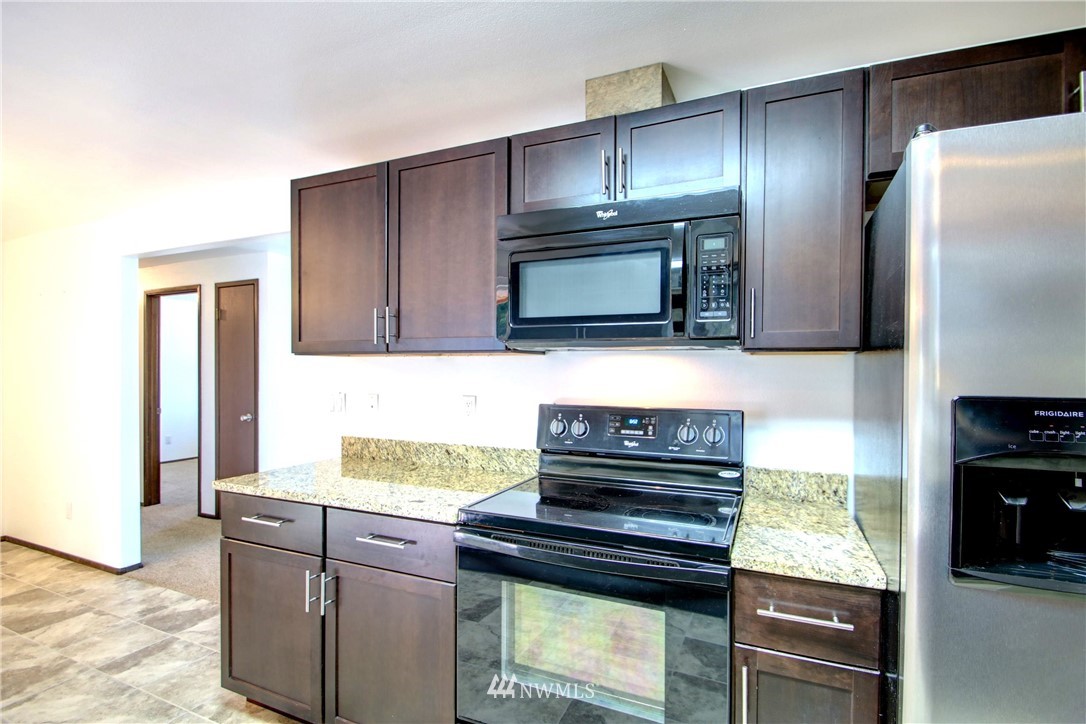 10816 Peter Anderson Road Burlington, WA 98233 - Photo 9 of 21 Gallery Image 9