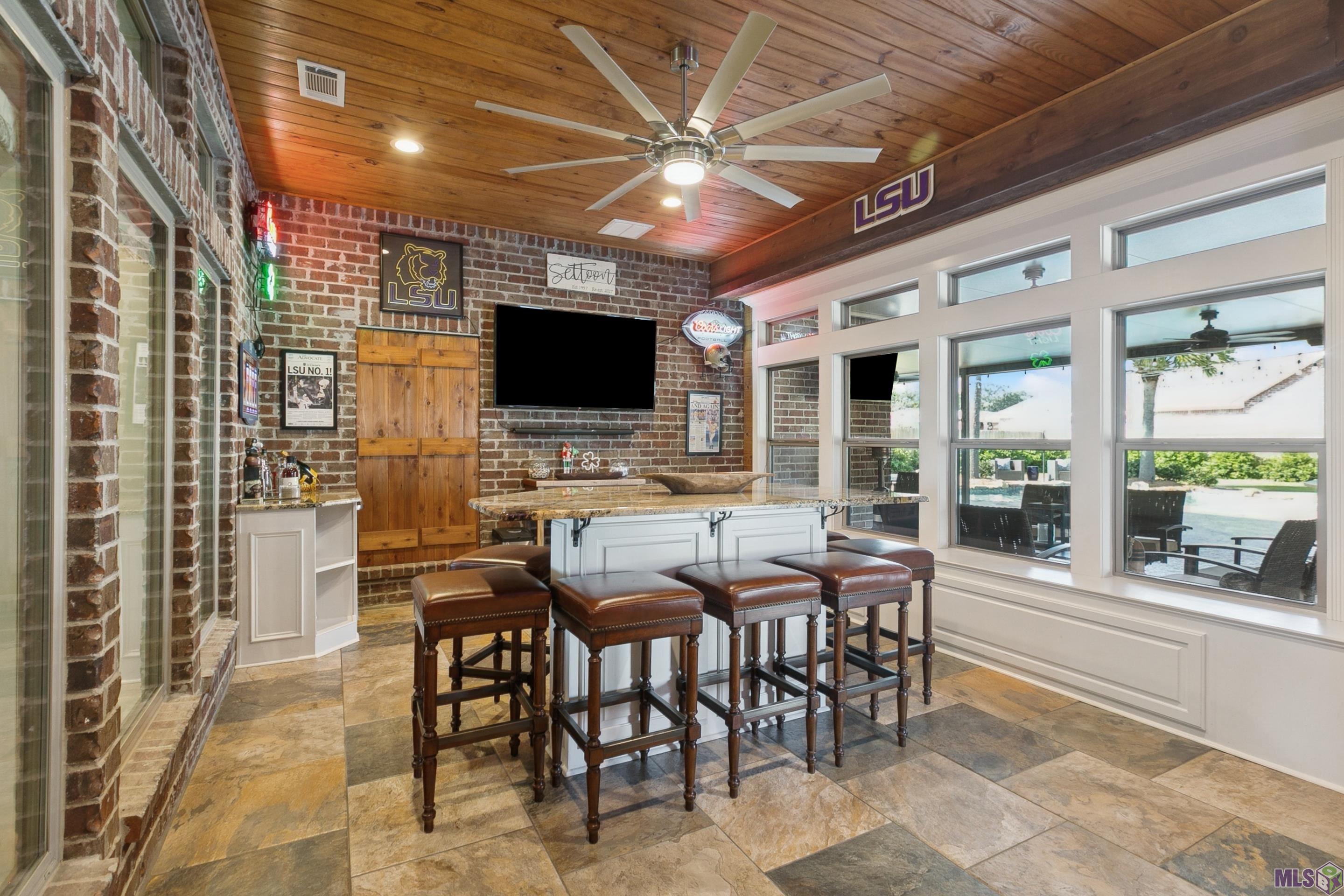 44388 Stringer Bridge Road St. Amant, LA 70774 - Photo 25 of 31 Entertainment Room