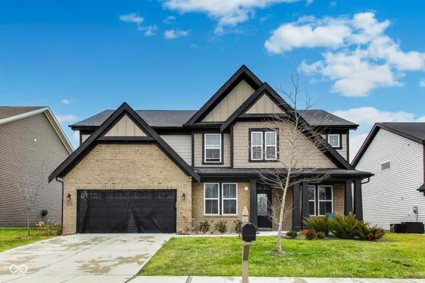 $515,000 | 9920 Deep Royal Way, Indianapolis, IN 46239