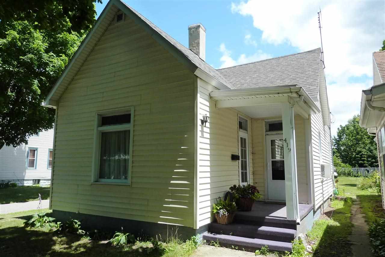 419 Pontiac Street Rochester, IN 46975 - Photo 1 of 10