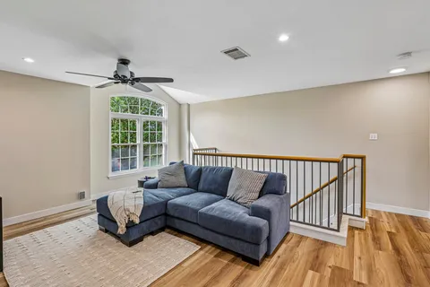 $525,000 | 7400 Peabody Drive, Austin, TX 78729