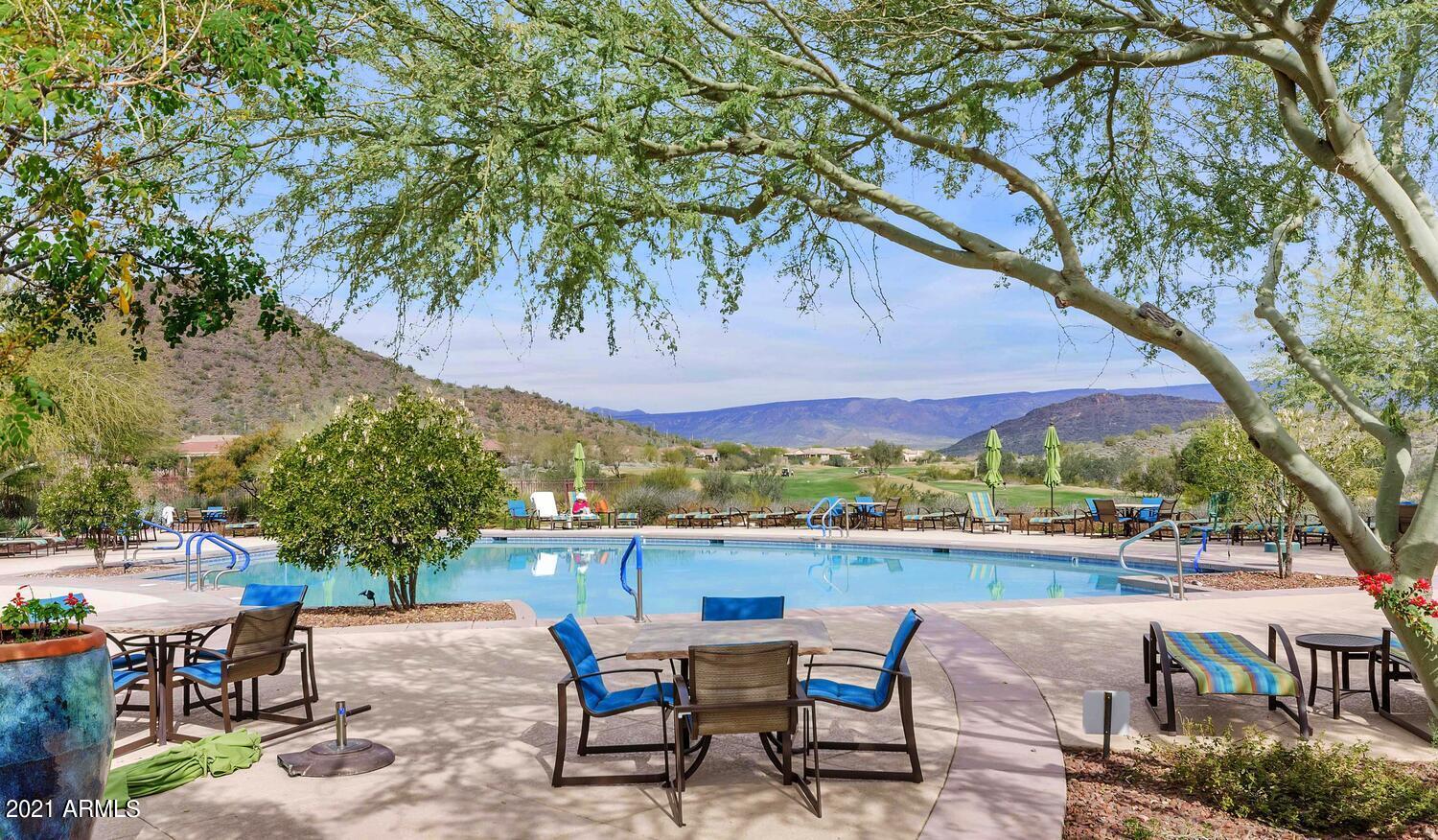 41409 North River Bend Road Phoenix, AZ 85086 - Photo 31 of 37 41409 N River Bend-039-037-1500x876