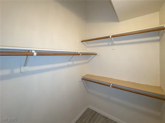 $1,575 | 2305 West Horizon Ridge Parkway, Unit 1421, Henderson, NV 89052