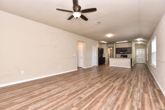 $1,950 | 14513 Callan Court, Manor, TX 78653