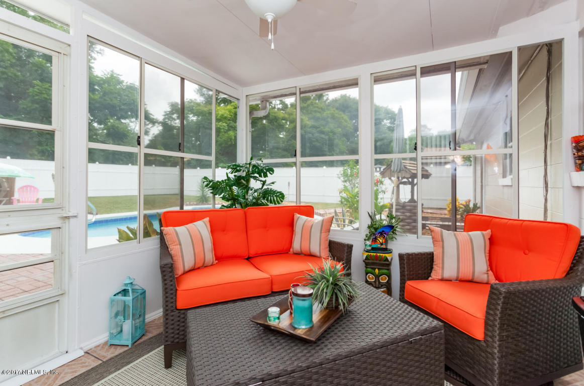 10606 Hemming Road Jacksonville, FL 32225 - Photo 6 of 26 screen room