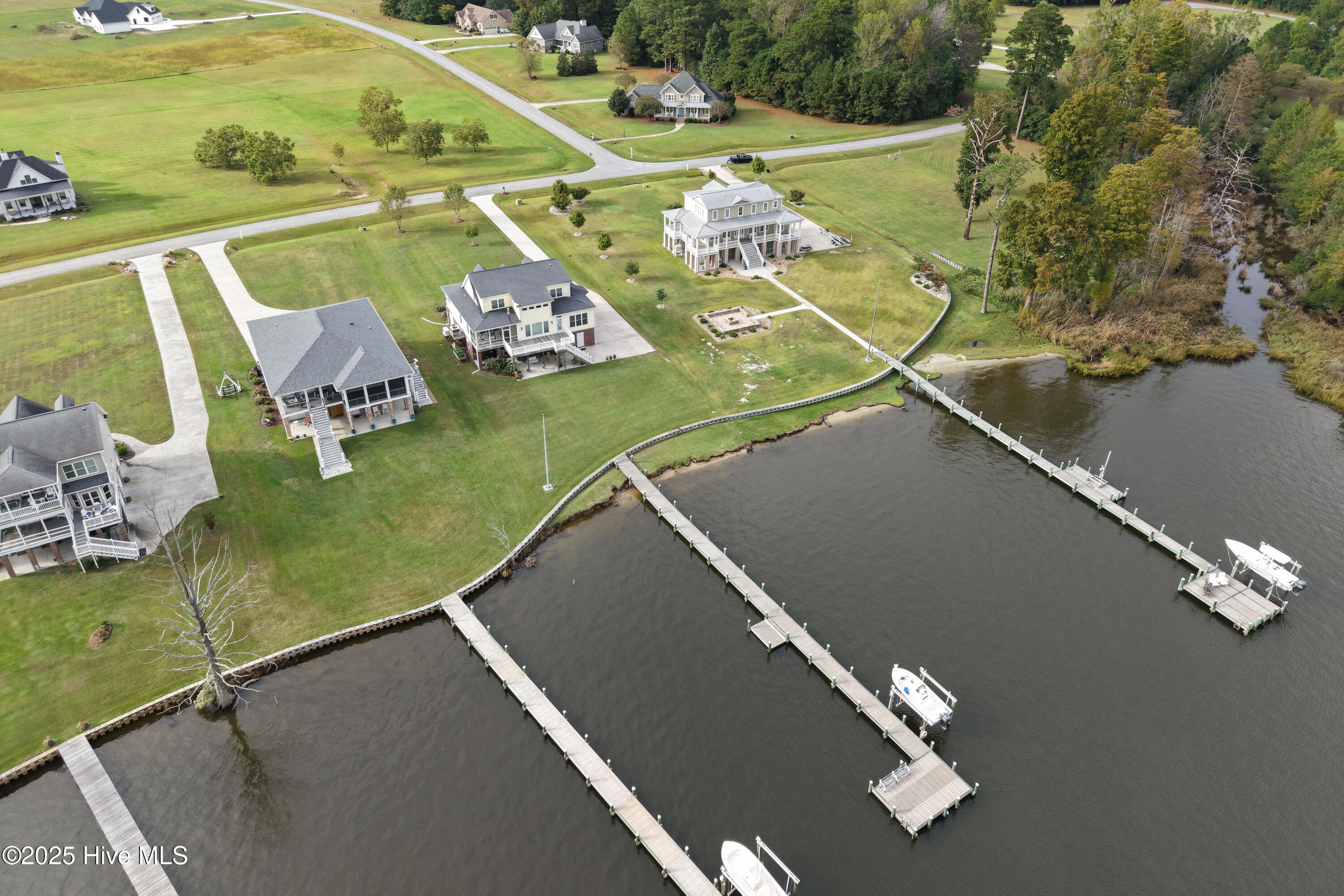 42 Cordgrass Pointe Road Bath, NC 27808 - Photo 7 of 26 42 Cordgrass Pointe Road-10