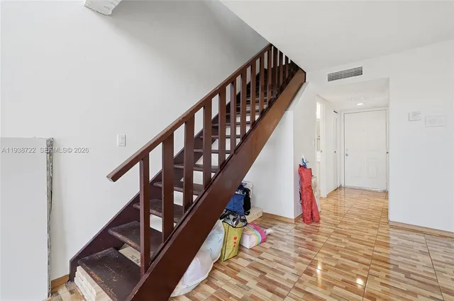 a view of entryway and hall