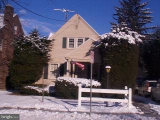 215 East 2nd Avenue Lititz, PA 17543 - Photo 3 of 8 Gallery Image 3