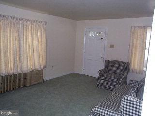 215 East 2nd Avenue Lititz, PA 17543 - Photo 4 of 8 Gallery Image 4