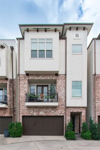 $425,000 | 2209 Chenevert Street, Unit B, Houston, TX 77003