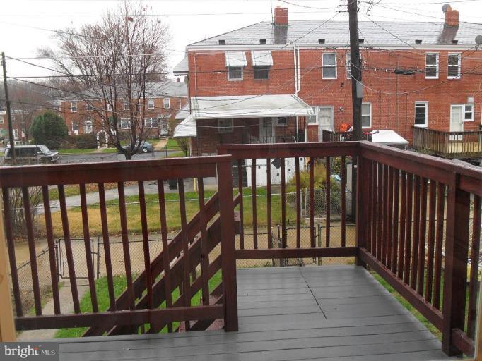 1729 Pin Oak Road Parkville, MD 21234 - Photo 13 of 13 Deck