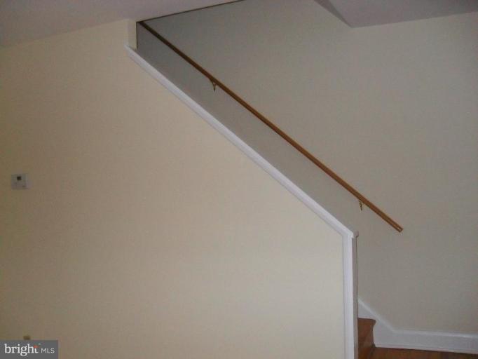 1729 Pin Oak Road Parkville, MD 21234 - Photo 5 of 13 Staircase