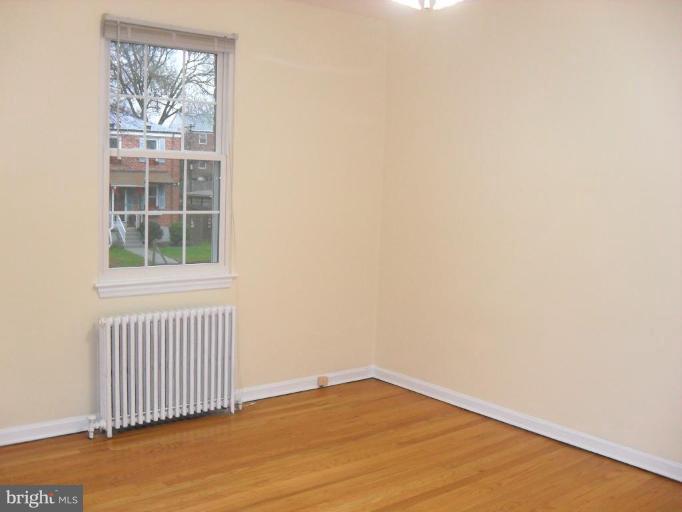 1729 Pin Oak Road Parkville, MD 21234 - Photo 7 of 13 Master Bedroom