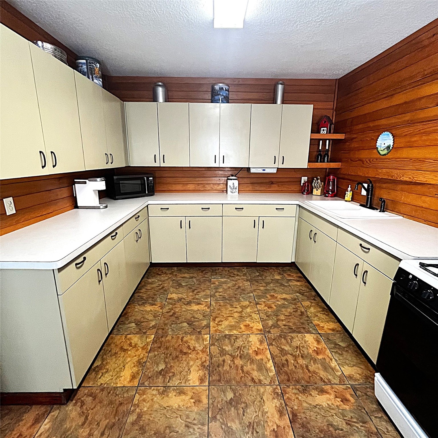 12125 County Road 149 Centerville, TX 75833 - Photo 13 of 26