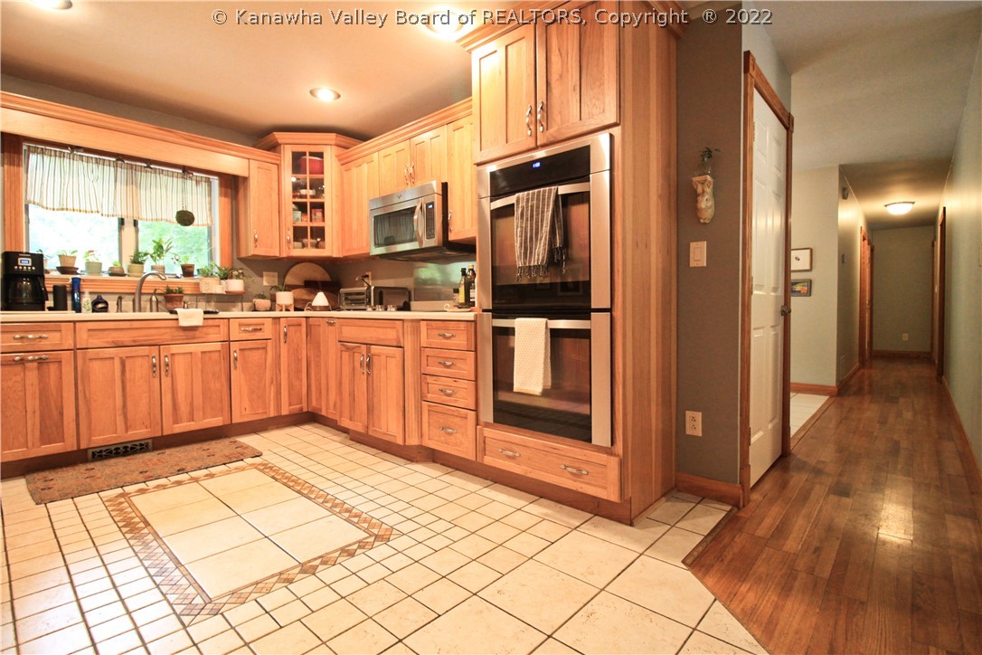141 Myrtle Tree Road South Charleston, WV 25309 - Photo 10 of 32 Gallery Image 10