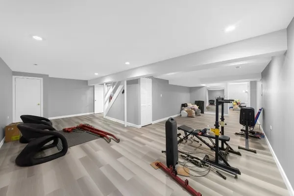 $3,550 | 264 North Southport Road, Mundelein, IL 60060