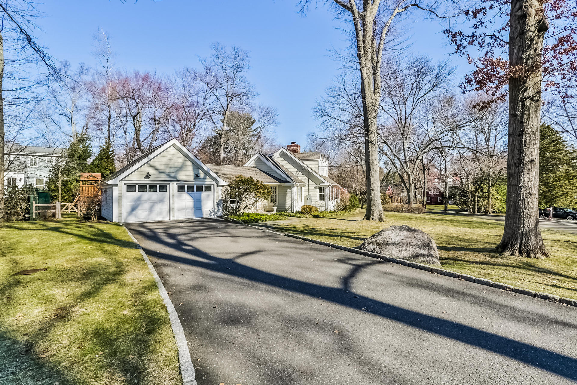 27 Sunset Road Darien, CT 06820 - Photo 38 of 41 a view of yard along with trees