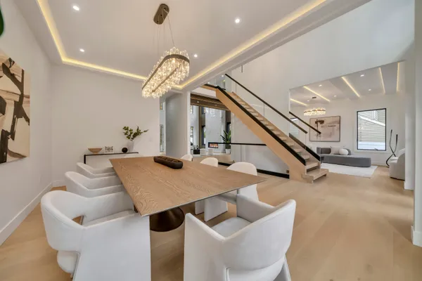 $2,599,995 | 801 Godwin Road, Paramus, NJ 07652