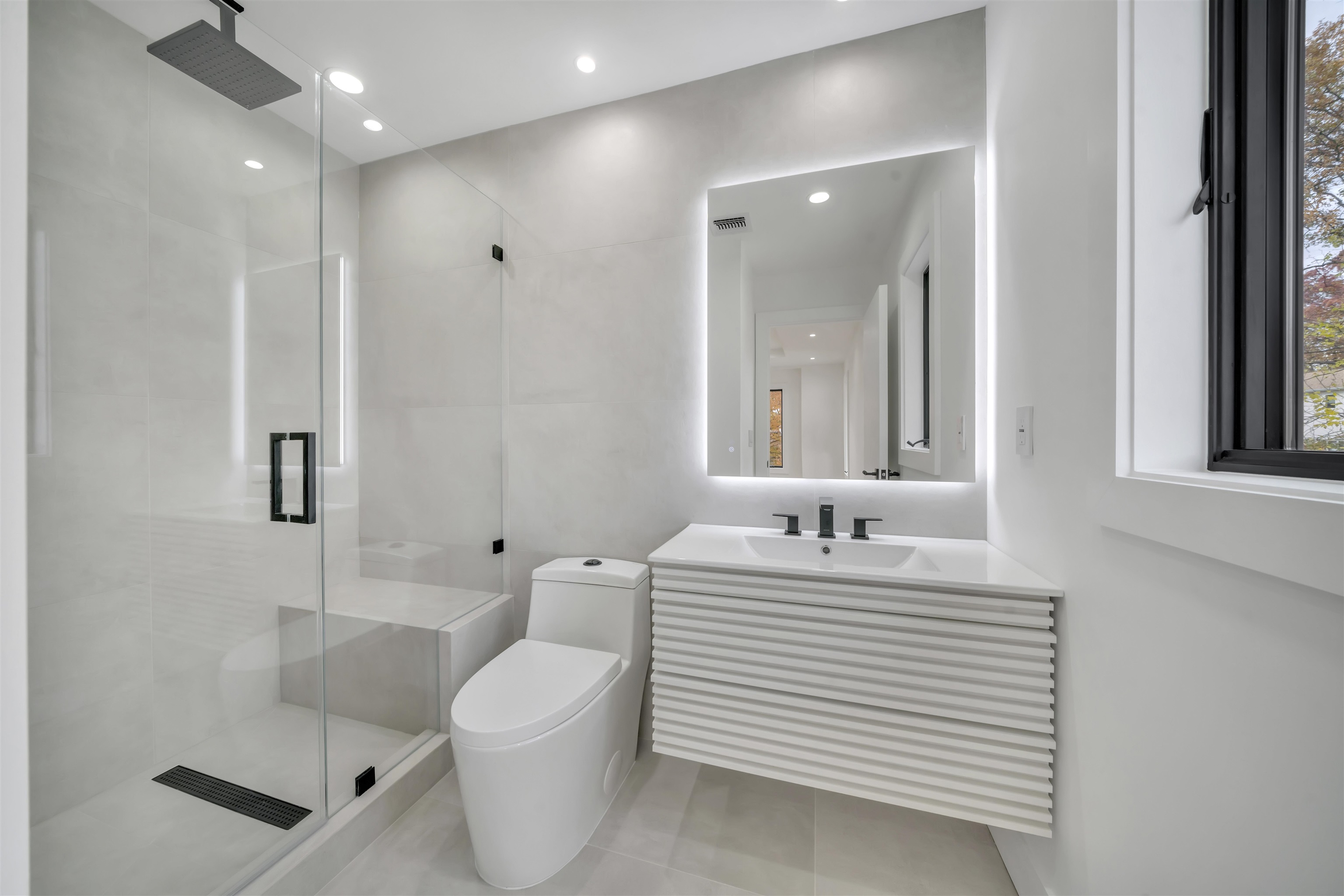 801 Godwin Road Paramus, NJ 07652 - Photo 32 of 50