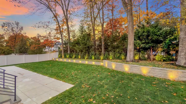 $2,599,995 | 801 Godwin Road, Paramus, NJ 07652