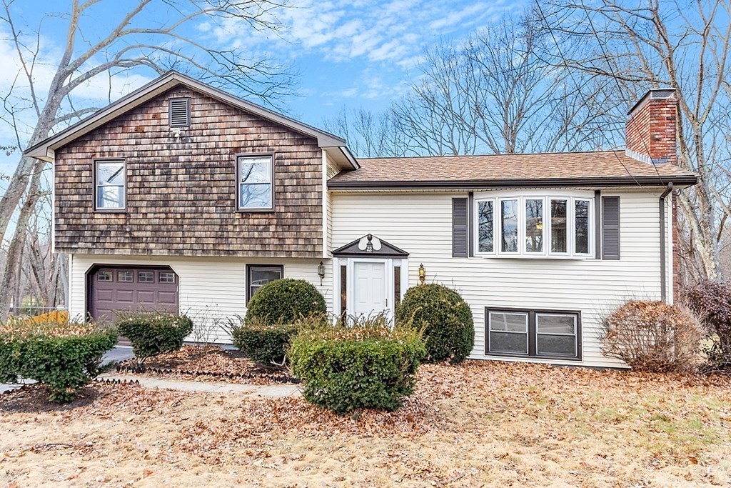 22 Bellingham Road Blackstone, MA 01504 - Photo 3 of 42 Gallery Image 3