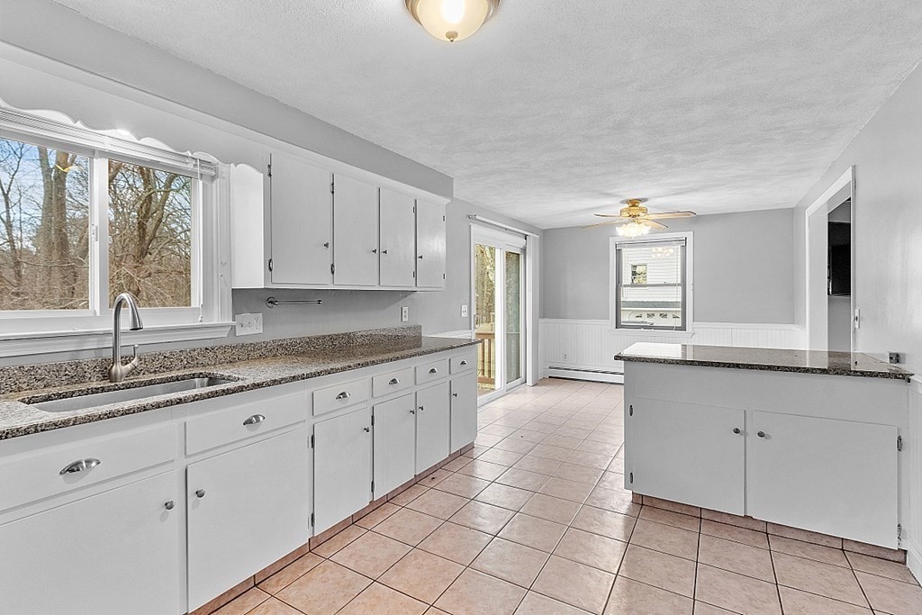 22 Bellingham Road Blackstone, MA 01504 - Photo 7 of 42 Gallery Image 7