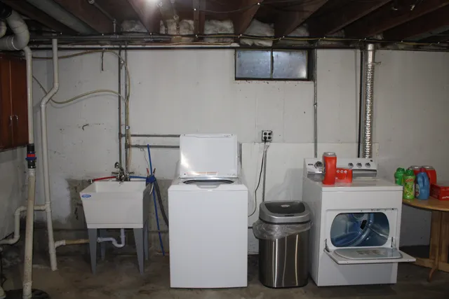 $359,900 | 8823 S Creek, Beloit, WI 53511