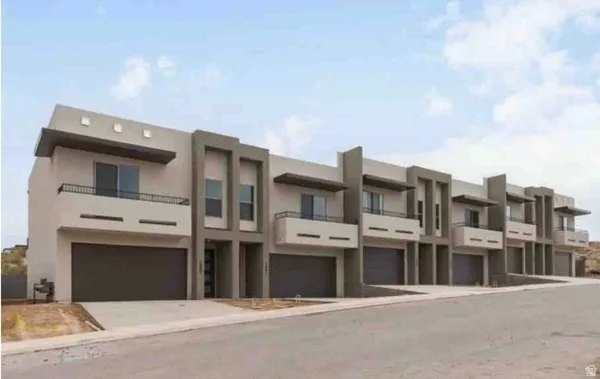 $385,000 | 319 South 1930 West, Unit 319, Hurricane, UT 84737