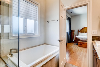 930 West Cuyler Avenue, Unit 3E Chicago, IL 60613 - Photo 11 of 14