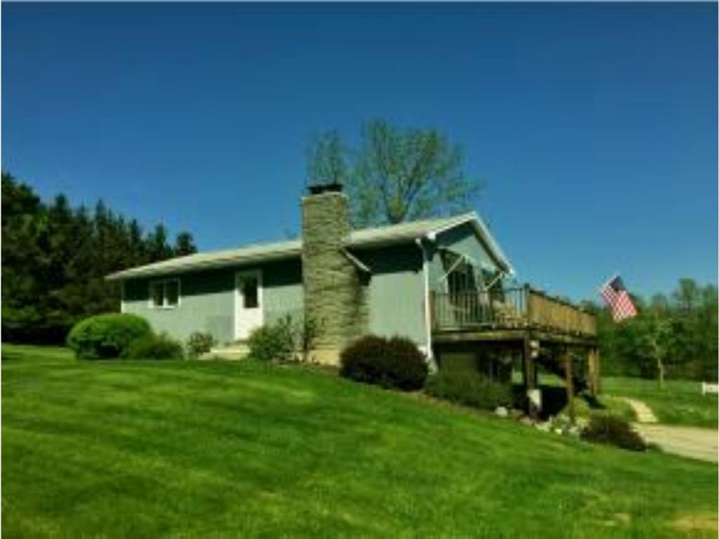 688 Bennett Hill Road Shaftsbury, VT 05262 - Photo 2 of 27 Gallery Image 2