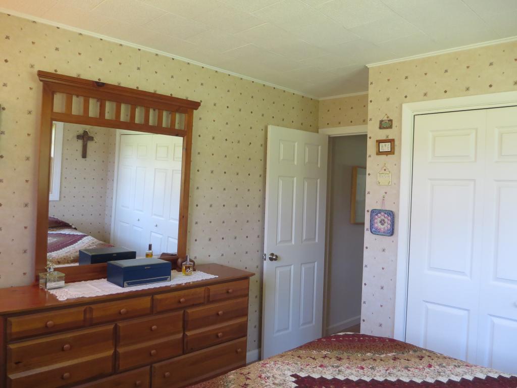 688 Bennett Hill Road Shaftsbury, VT 05262 - Photo 19 of 27 Gallery Image 19